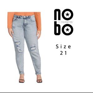 No Boundaries High Rise Mom Jeans Size 21 Light Wash Distressed Frayed Hem